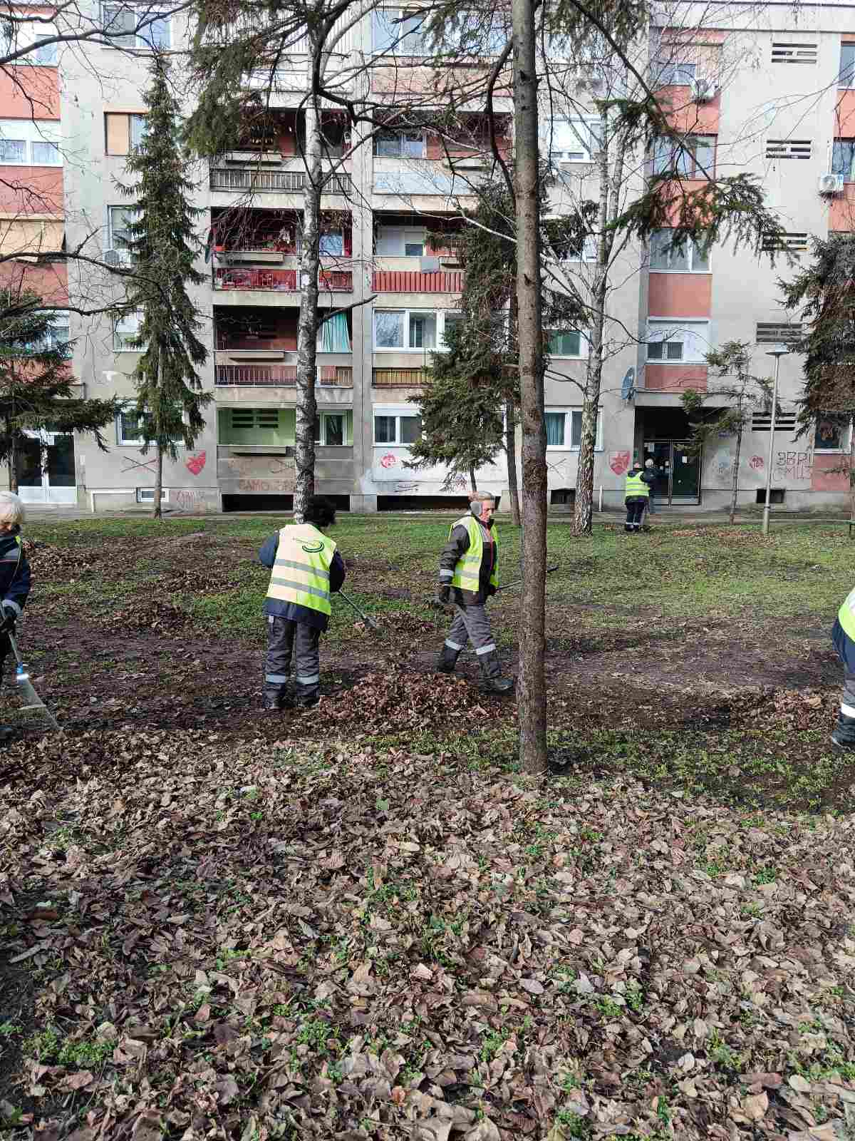 Уређење јавни?
 површина